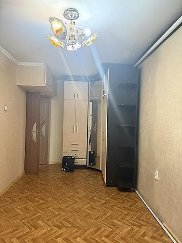 снять 2ух комнатную квартиру: 2 комнаты — 1