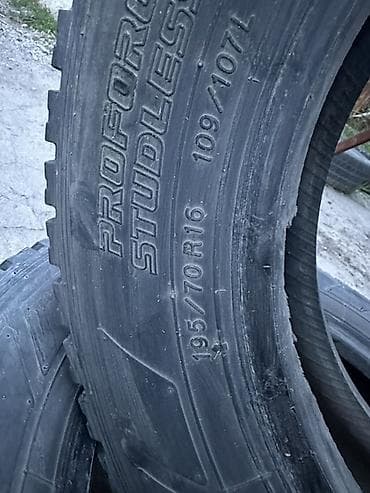 mini kooper: Шины 195 / 70 / R 16, Зима, Легкий коммерческий транспорт (C/LT), Япония, Yokohama — 3