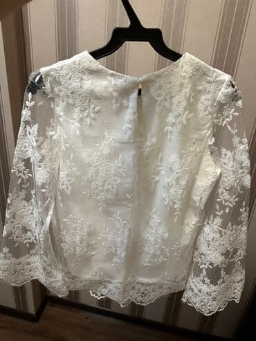 б у брендовые вещи: Продаю очень красивую кофту,размер подойдет на S и М — 4