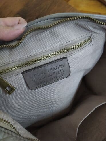 у настоящей женщины должно быть сумочка из италии: Шикарная итальянская кожаная сумка,кожа супер мягкая, размер отличный — 15