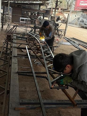 Изготовление металлоконструкций: арочные и прямые фермы из профильной lalafo.kg да Изготовление металлоконструкций: арочные и прямые фермы из профильной