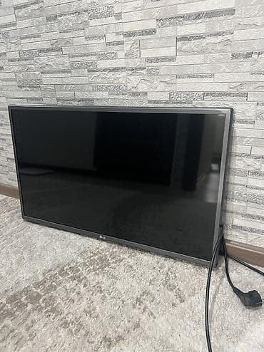 Продаю телевизор LG 32LF580U-ZA, смарт, wi-fi, 32 дюйма, модель 2015