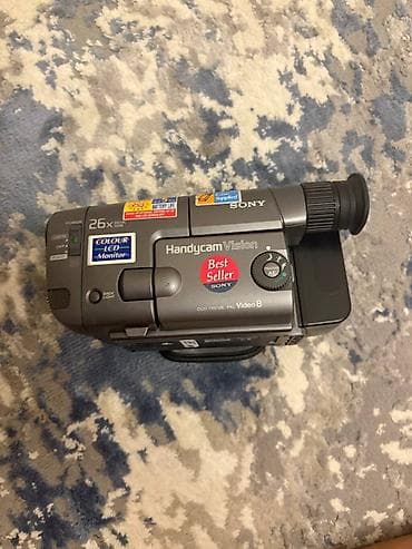 cd disk: Видеокамера Sony Handycam Vision CCD-TRV12E (PAL), формат Video8 — 1