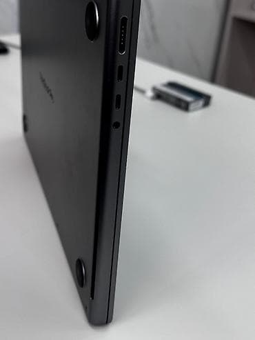 Техника и электроника: Apple MacBook Pro 14" (Space Gray) - Дисплей: 14.2" Liquid Retina XDR — 3