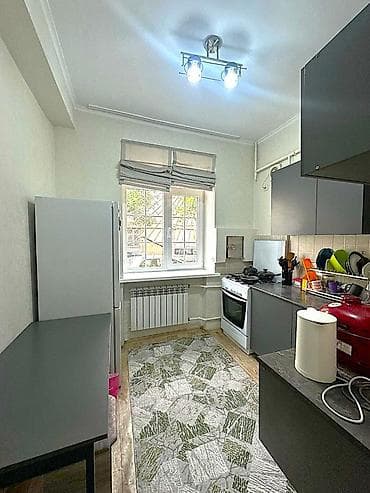 70: 2 комнаты, 49 м², Сталинка, 1 этаж, Косметический ремонт — 2