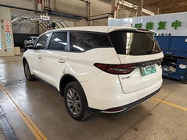 на мпв: JMEV : 2021 г., Электромобиль, Минивэн — 5