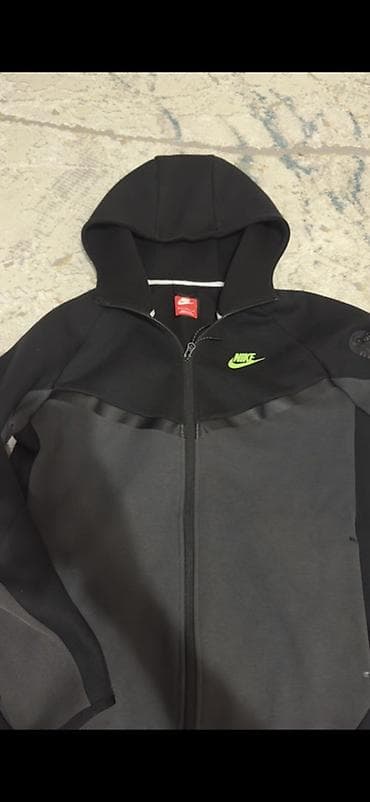 Толстовки: Толстовка Nike с капюшоном на молнии. - Размер: M (указан на ярлыке) — 1