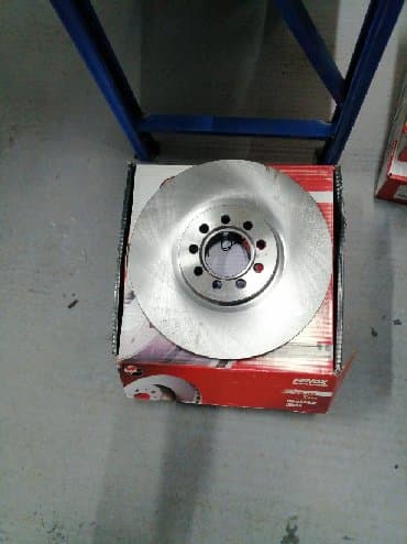 перфорация тормозных дисков: Передний тормозной диск ивеко турбо дейли — 1