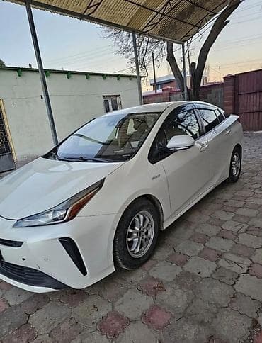 Toyota: Toyota Prius: 2020 г., 1.8 л, Автомат, Гибрид, Хэтчбэк — 6