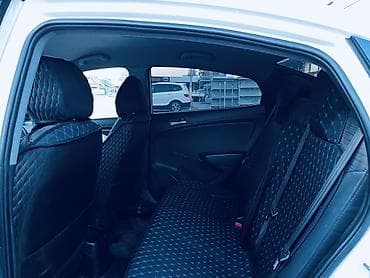 golf 1: Hyundai Solaris: 2015 г., 1.4 л, Ручные, Бензин, Седан — 8