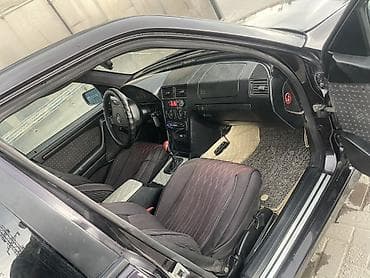 Унаа сатуу: Mercedes-Benz C-Class: 1993 г., 1.8 л, Кол менен иштөөчү, Бензин, Седан — 4