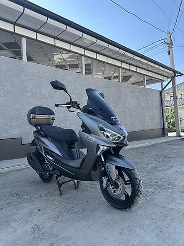 скутер ямаха: Макси-скутер Yamaha, 180 куб. см, Бензин, Новый — 2