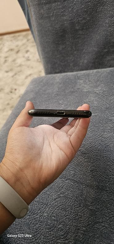 продаю телефон айфон 7: IPhone 7, Б/у, 32 ГБ, Черный, 100 % — 3