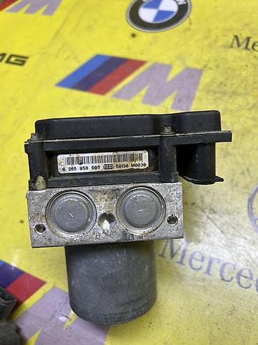 бризгавик на спринтер: Блок ABS Mercedes-Benz Б/у, Оригинал, Япония — 2