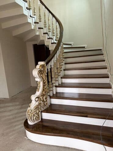 перила для лестницы из металла: На бетоний лестнице сложнайа дизайнера заливают через ватсап йест — 7