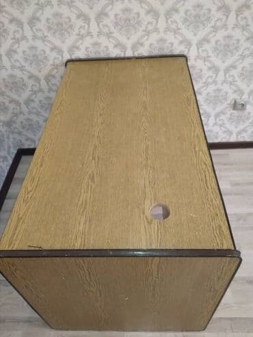 купить бу теннисный стол в бишкеке: Скидка письменный стол продается. В переднем есть шкафчик с 2 мя — 5