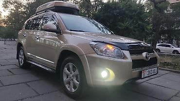Транспорт: Toyota RAV4: 2010 г., 2.4 л, Автомат, Бензин, Кроссовер — 3