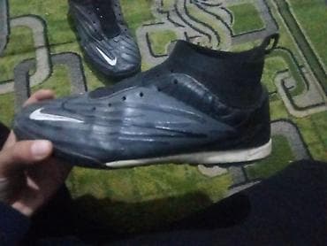 ботуй: Футбольные бутсы/сороконожки Nike с высоким носком-манжетой. - Тип — 2