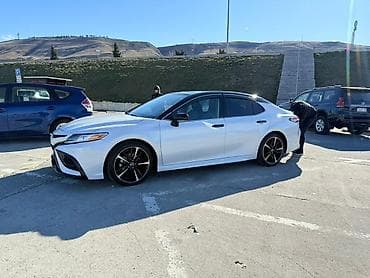 Toyota Camry: 2019 г., 2.5 л, Автомат, Бензин, Седан — 2