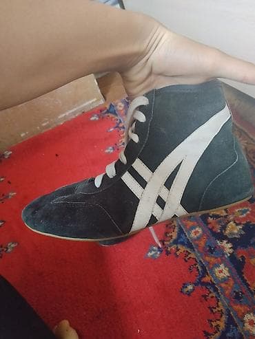 спорт: Мужские кроссовки, 45, Asics, Б/у, цвет - Черный, Самовывоз — 4