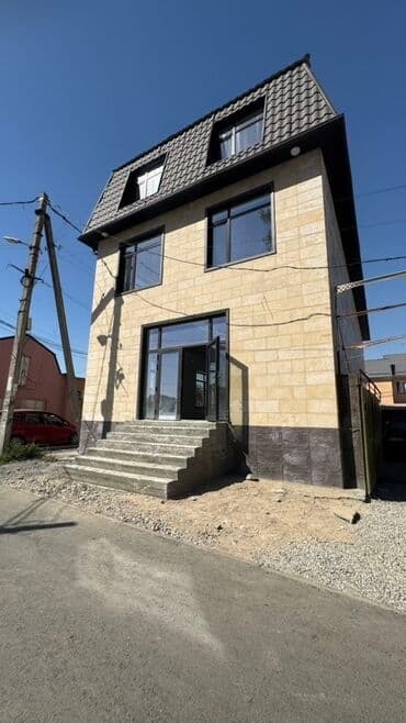 магазин продуктовый в аренду: Коммерческое здание у дороги - Отдельно стоящее 3‑этажное здание с — 1