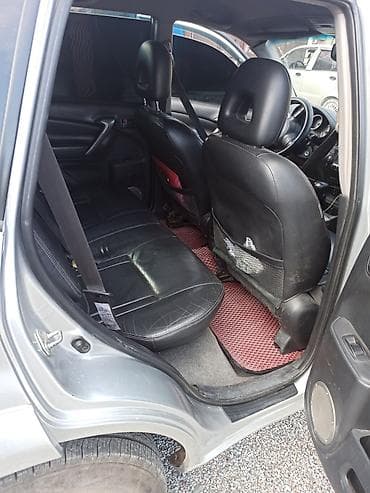 Унаа сатуу: Toyota RAV4: 2003 г., 2 л, Автомат, Бензин, Кроссовер — 7