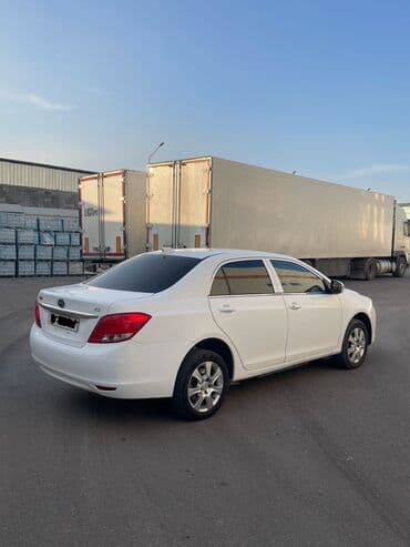 срочно продаю нужны деньги очень срочно: BYD : 2017 г., Автомат, Электромобиль, Седан — 5