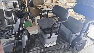 электронный мопеды: Электроскутер-трицикл «Vintage» с пассажирским салоном Описание: - — 2