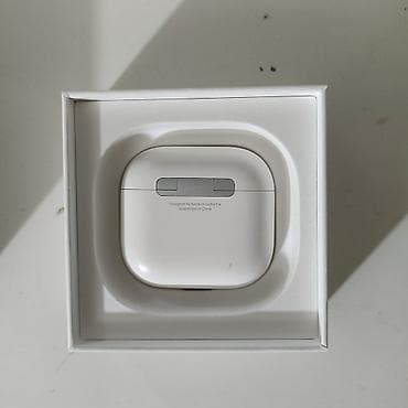 Аудиотехника: Зымсыз ичине салынуучу кулакчындар, Apple, AirPods 4, Жаңы — 5
