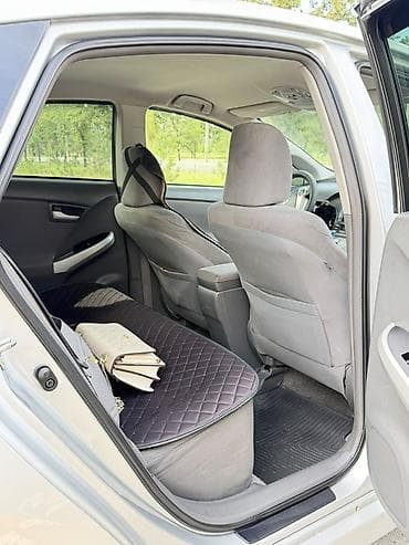приус 2007: Toyota Prius: 2011 г., 1.8 л, Гибрид, Хэтчбэк — 8