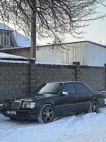 мерс124 каропка: Mercedes-Benz W124: 1991 г., 2 л, Механика, Бензин, Седан — 2