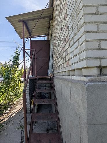 квартира на час аламедин 1: Продаю дачу. Дом кирпичный. Стены - 1,5 кирпича. Сейсмопояс на — 5
