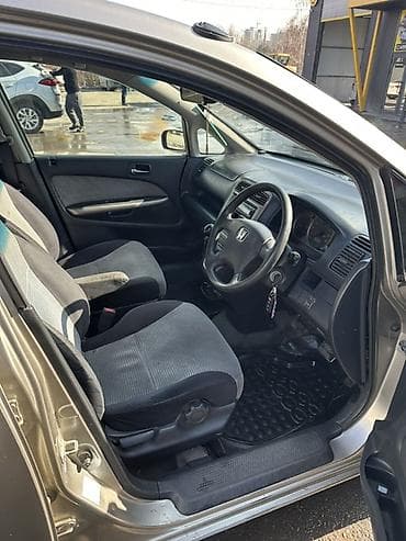 honda stream: Honda Stream: 2001 г., 1.7 л, Автомат, Бензин, Универсал — 8