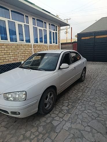 Транспорт: Hyundai Avante: 2002 г., 1.6 л, Кол менен иштөөчү, Седан — 3