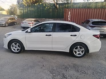 Kia Rio: 2017 г., 1.6 л, Автомат, Бензин, Седан — 3