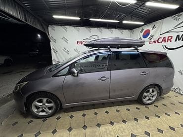 нехсиа 2: Mitsubishi Grandis: 2005 г., 2.4 л, Механика, Бензин, Минивэн — 5