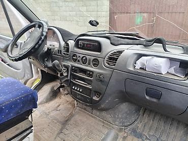 w211 универсал: Mercedes-Benz Sprinter, цельнометаллический фургон, средняя база и — 3