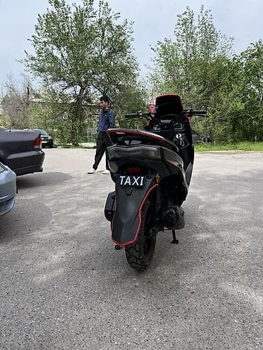 покрышка для скутера: Макси-скутер 150 куб. см, Бензин, Новый — 3