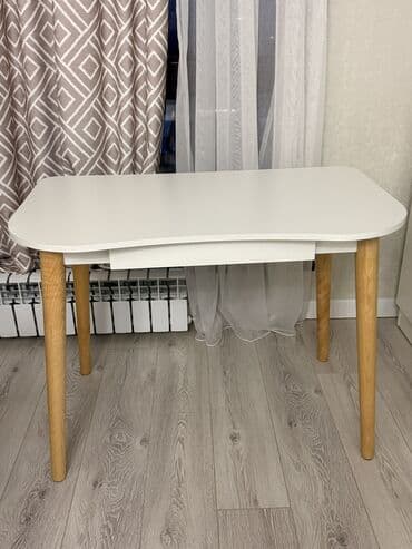 Офисный стол, Новый, Нерегулируемый, цвет - Белый, Прямоугольный, ЛДСП, Самовывоз, Платная доставка