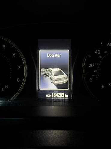 Унаа сатуу: Toyota Camry: 2017 г., 2.5 л, Автомат, Бензин, Седан — 8