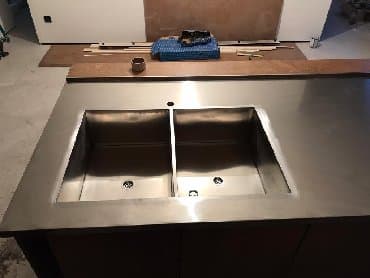 купить бу оборудование для мойки ковров: Мойка для посуды промышленная, котломойка — 9