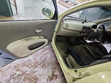 infinity g: Nissan March: 2002 г., 1.3 л, Автомат, Бензин, Хэтчбэк — 9