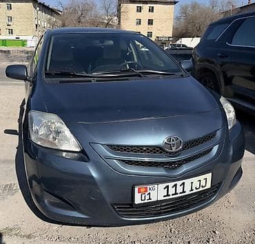 тоета бб: Toyota Yaris: 2007 г., 1.3 л, Автомат, Бензин, Седан — 4