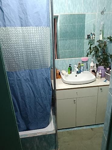 Квартиры: 2 комнаты, 50 м², Дордой Моторс рынок Индивидуалка, 4 этаж, Косметический ремонт — 4