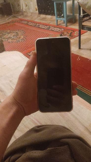 дисплей redmi note 11: Смартфон с экраном ~6.2–6.5", каплевидным вырезом под фронтальную — 6