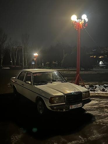 Mercedes-Benz W123: 1982 г., 2.3 л, Ручные, Дизель, Седан at lalafo.kg Mercedes-Benz W123: 1982 г., 2.3 л, Ручные, Дизель, Седан