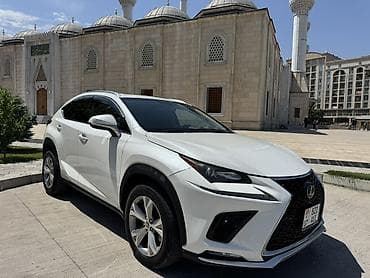 Lexus: Lexus NX: 2017 г., 2 л, Автомат, Бензин, Кроссовер — 1