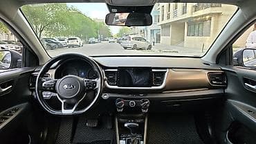 kia bango: Kia Stonic: 2018 г., 1.5 л, Автомат, Бензин, Кроссовер — 4