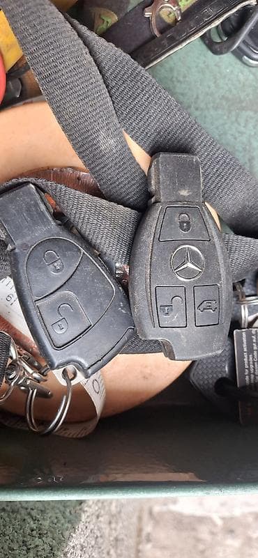 audi s7: Ключ Mercedes-Benz — 2