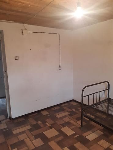 ищу квартиру токмок: Сдаётся двухкомнатная квартира. Адрес: Верхний Токольдош пер — 7